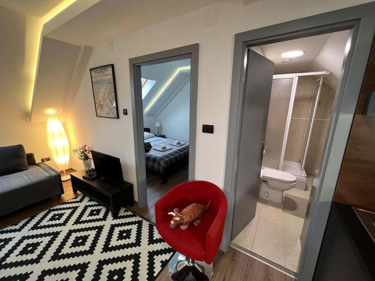 Main Square Apartment Belgrado Buitenkant foto